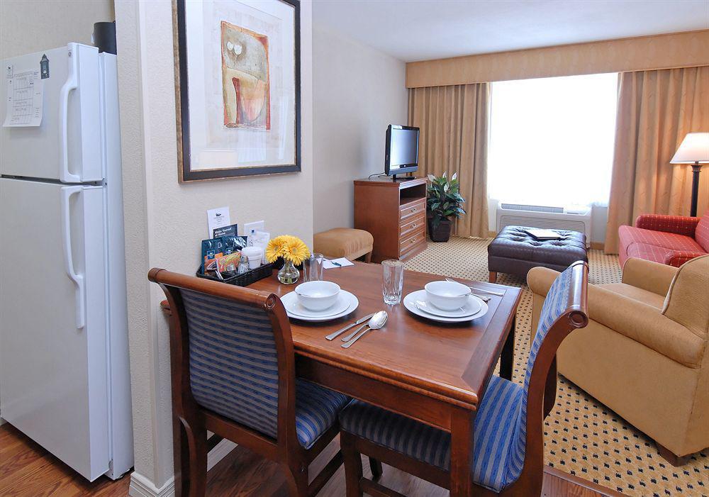 Homewood Suites By Hilton El Paso Airport Eksteriør bilde